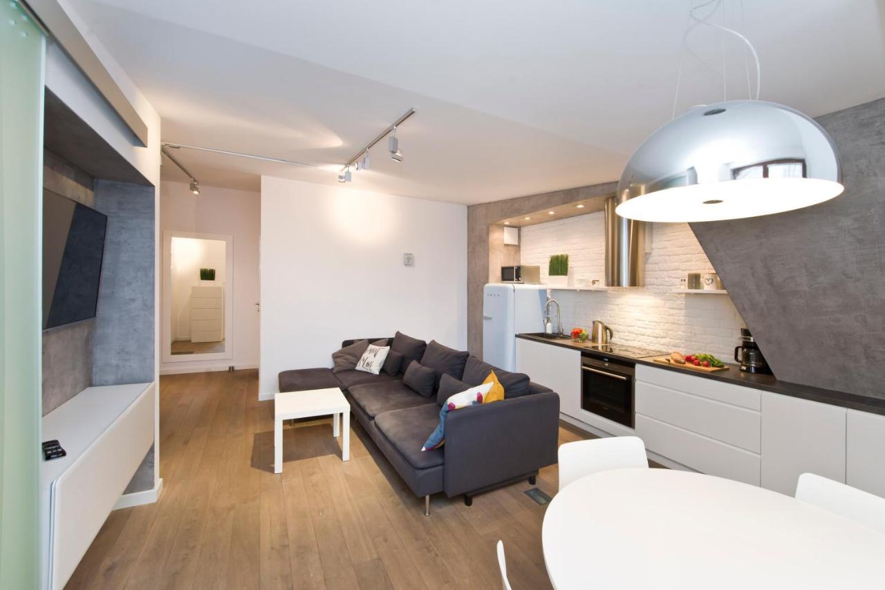 Deluxe Apartment 145A or 19 Armii Krajowej Street
